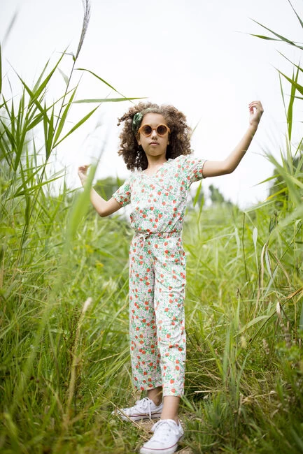 Koraal Moodstreet Jumpsuit Jumpsuit Aop Strawberries 3 Koraal Moodstreet Jumpsuit Jumpsuit Aop Strawberries