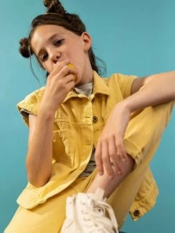 Gele Street Called Madison Gilet Cloverly